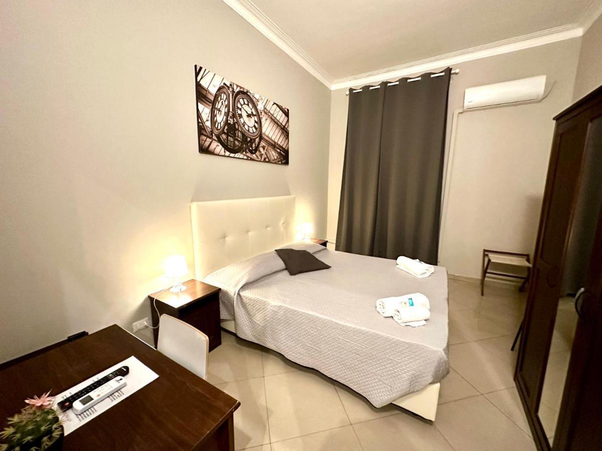 Golden Milano Hotel Екстериор снимка