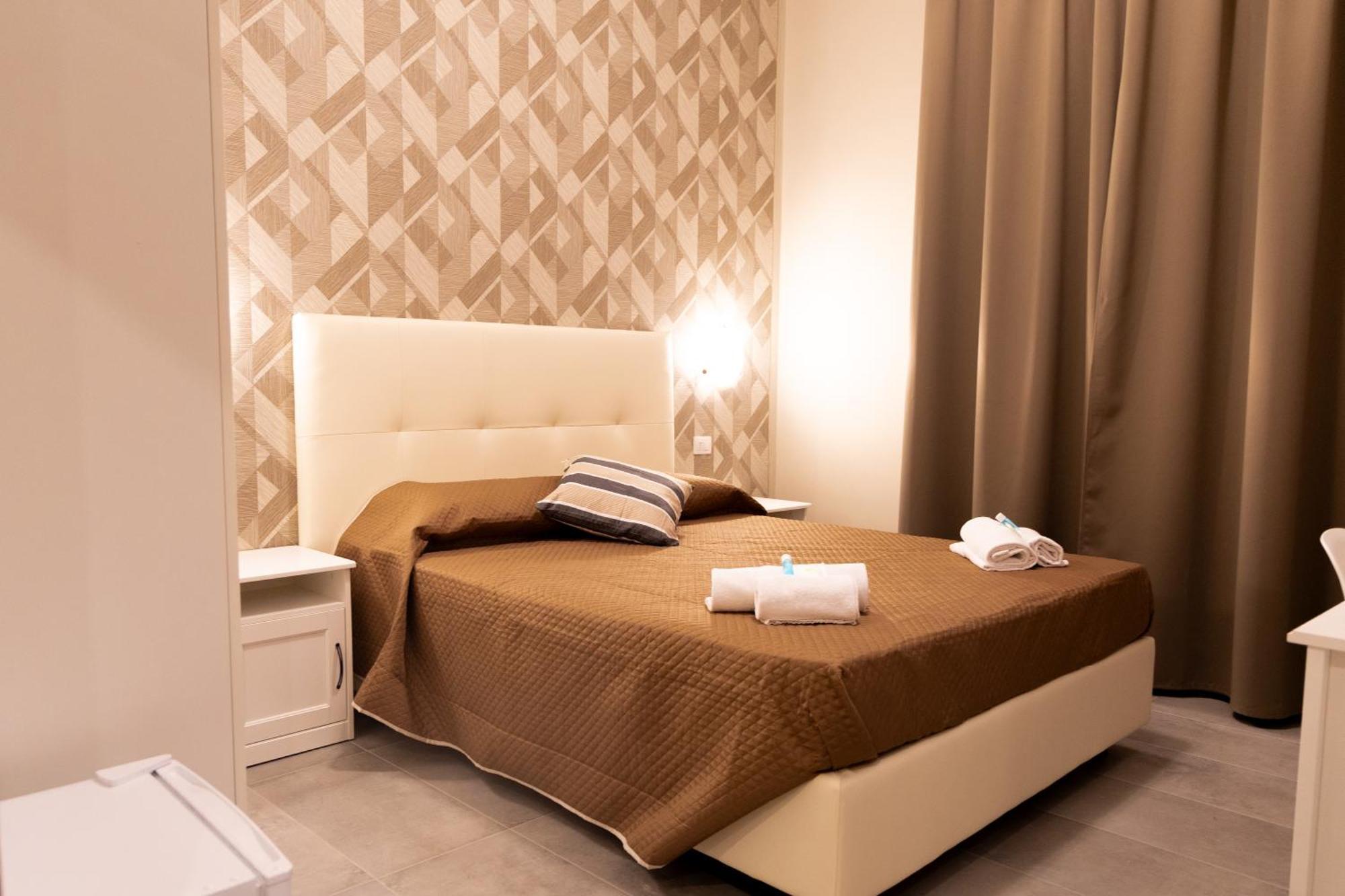 Golden Milano Hotel Екстериор снимка