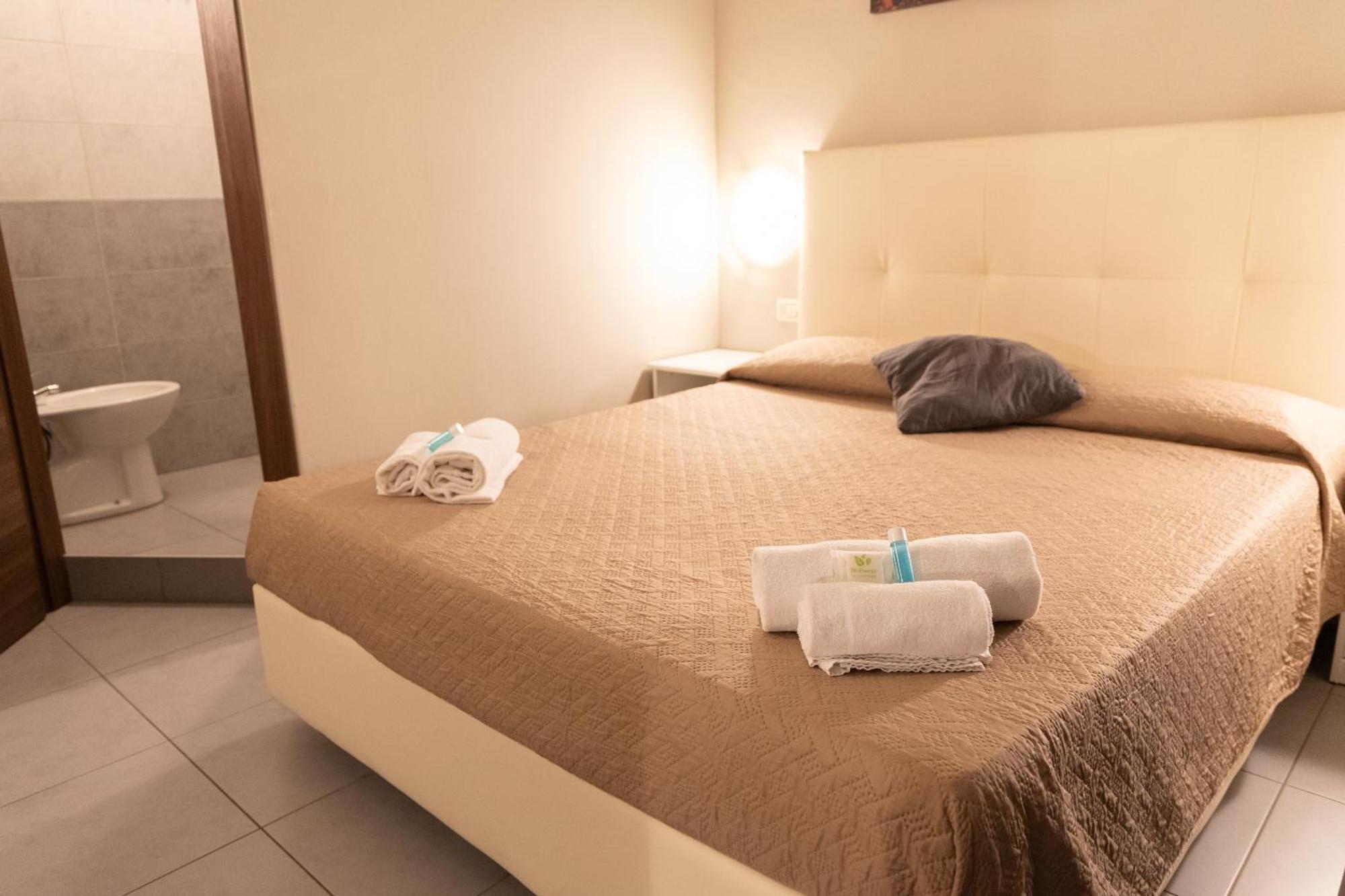 Golden Milano Hotel Екстериор снимка