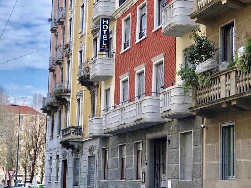 Golden Milano Hotel Екстериор снимка